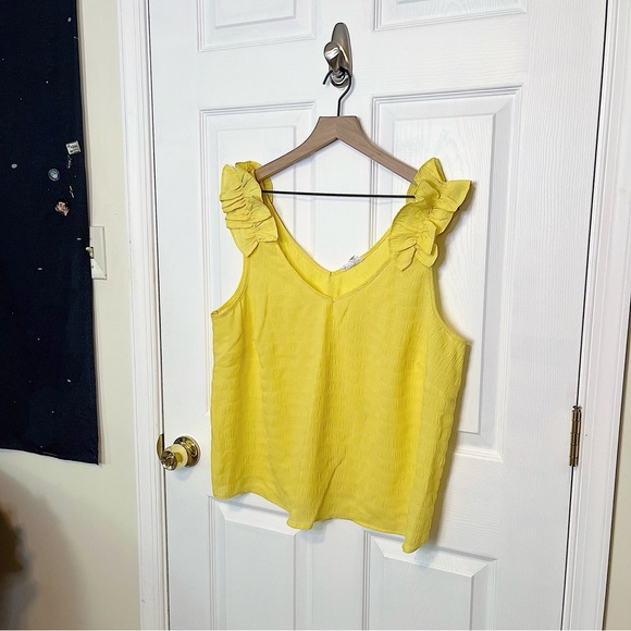 Lily Star Tops - ✧･ﾟyellow ruffle tank top